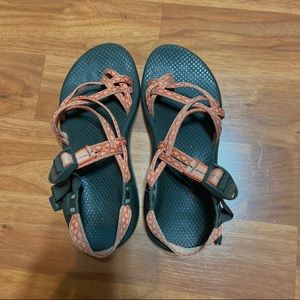 chacos
